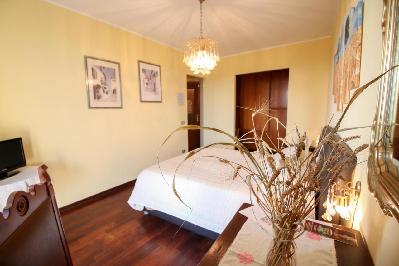 Bed and Breakfast Spighe Paglia E Girasole Candia Canavese Exteriér fotografie