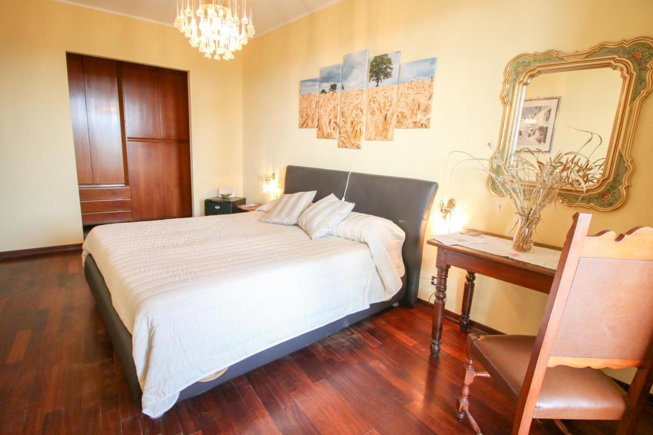Bed and Breakfast Spighe Paglia E Girasole Candia Canavese Exteriér fotografie